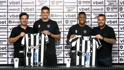Botafogo apresenta zagueiro Anthony e lateral Caio Roque como reforços para 2026
