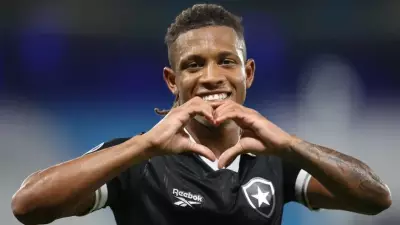 Botafogo vence Racing nos acréscimos e lidera grupo na Sul-Americana