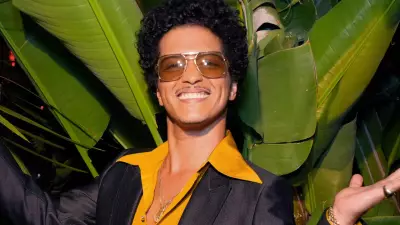 Bruno Mars gera polêmica ao divulgar turnê com Chris Brown e Usher