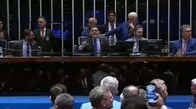 Confusão marca anúncio da rejeição de Messias ao STF no Senado