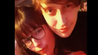 Designer de Maringá acusa youtuber Felca de manipulação e abuso psicológico em relacionamento