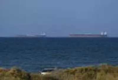 EUA interceptam petroleiro ligado ao Irã em meio a tensões no Estreito de Ormuz