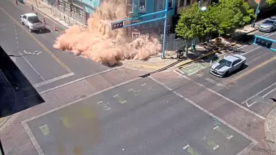 Fachada de restaurante histórico desaba nos EUA; ninguém se feriu