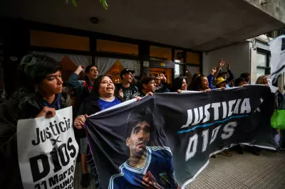 Filha de Maradona denuncia manipulação da equipe médica em julgamento sobre morte do ídolo