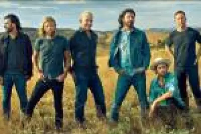 Foo Fighters retorna com novo disco emotivo após período de luto e mudanças