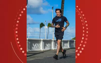 Fotógrafo Alagoano Viraliza ao Flagrar Guitarrista do Guns N' Roses Correndo em Salvador