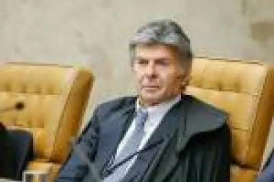 Fux admite 'injustiça' e vota para absolver réus do 8 de janeiro que havia condenado