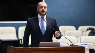 Governador interino do Rio determina auditoria em contratos milionários e limita licitações