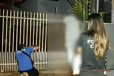 Homem morre após prender cabeça em portão ao tentar pular em Dourados, MS