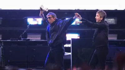 Iron Maiden, Oasis e Phil Collins entram para o Hall da Fama do Rock