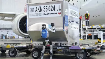 Japan Airlines testa robôs humanoides para transporte de bagagens em Tóquio