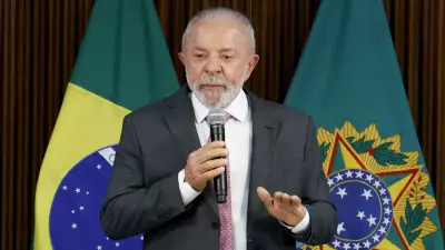 Lula critica Flávio Bolsonaro e Caiado por alinhamento com EUA e risco de venda do Brasil