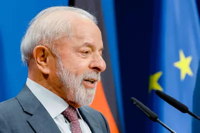 Lula retorna a Brasília após cirurgias de câncer de pele e tendinite