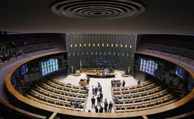 Marqueteiro apresenta estratégias iniciais para campanha de reeleição de Lula em 2026