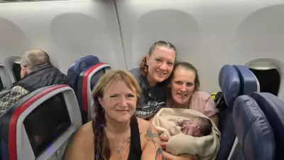 Mulher dá à luz em voo nos EUA com ajuda de médica e enfermeiras