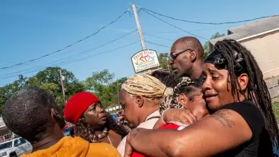 Pai mata sete filhos em ataque na Louisiana: oito crianças mortas em tiroteio