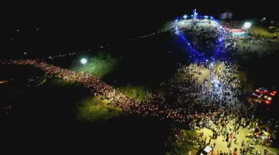 Procissão do Fogaréu reúne mais de 20 mil fiéis na Bahia em celebração histórica