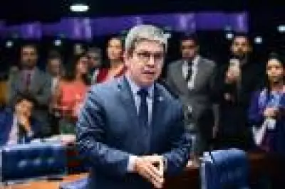 Randolfe minimiza rejeição de Messias ao STF: 'Decisão do Senado'