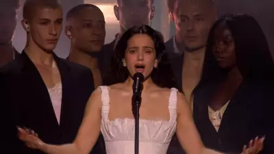 Rosalía inicia turnê Lux com shows emocionantes em sua terra natal, Barcelona