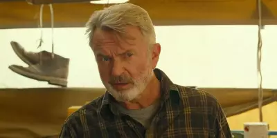Sam Neill anuncia que está livre do câncer após terapia genética inovadora