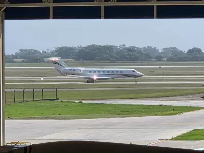 Shakira chega ao Rio para show gratuito em Copacabana neste sábado