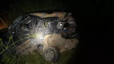 Três homens morrem em colisão frontal entre carro e caminhonete na BR-242 na Bahia