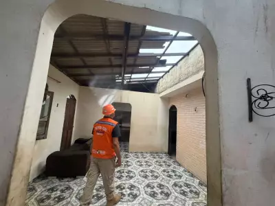 Vendaval destelha três casas durante chuva forte em Belém