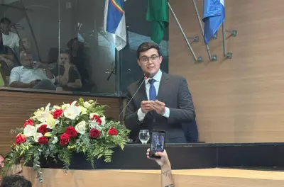 Victor Marques assume prefeitura do Recife após renúncia de João Campos