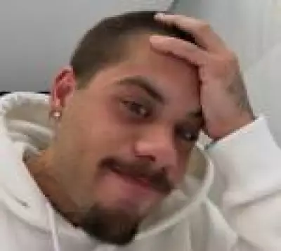 Zé Felipe revela vício em remédios e detalha convivência amigável com Virginia Fonseca