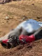 Acidente fatal na BR-163 em Sinop: carreta tomba e mata duas pessoas em moto