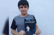 Adolescente com autismo escreve livro de 62 páginas em um dia sobre bullying e superação em Tatuí