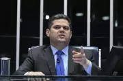 Alcolumbre marca sessão para analisar veto que pode reduzir penas de golpistas