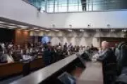 Alerj avança para eleger novo presidente apesar de oposição tentar adiar decisão