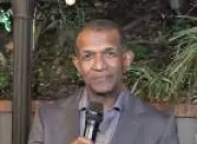 Ator de 'Star Trek' e 'Doogie Howser, MD', Rif Hutton, morre aos 73 anos após câncer