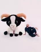 Cabra Guaraná: DJ do DF viraliza com mash-ups improváveis e cria 'mexidões' que conquistam milhões