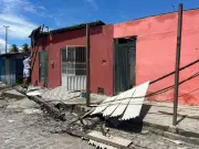 Caminhão derruba postes e deixa mais de 6 mil imóveis sem energia em Parnamirim