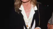 Causa da morte de Valerie Perrine, atriz de Superman, é confirmada como parada cardíaca