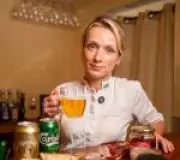 Chef brasileira inova ao unir brigadeiro com queijo norueguês em São Paulo