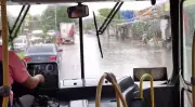 Chuva intensa causa alagamentos e congestionamentos em várias regiões de Manaus