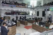 Câmara de Macapá rejeita arquivamento de processo contra vice-prefeito Mário Neto