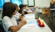 Cristovam Buarque alerta: Brasil vive 'Estreito de Ormuz' na educação, barrando 80% dos jovens