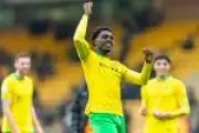De campo de refugiados à Copa: a trajetória de Mohamed Touré rumo ao Mundial