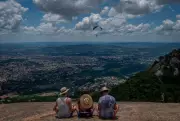 Dia do Amigo: Como Viagens Fortalecem Laços e Criam Memórias Inesquecíveis