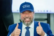 Elogio de ministro a governador de Minas cria crise política para Lula no estado