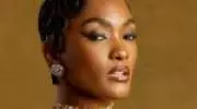 Erika Januza revela internação por pielonefrite após confundir dor com problema na coluna
