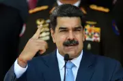 EUA flexibilizam sanções para permitir pagamento de advogado de Maduro