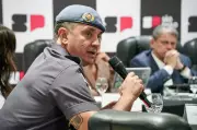Ex-comandante da PM-SP é citado em investigação sobre omissão e vínculos com PCC