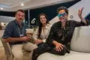 Ex-secretário de saúde e Narcisa Tamborindeguy se encontram em megaiate no Rio Boat Show 2026