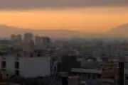 Explosões em Teerã ativam defesa aérea durante cessar-fogo frágil com EUA