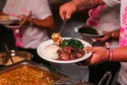 Feijuca dos Monges em Bauru une pagode e gastronomia em evento especial neste sábado